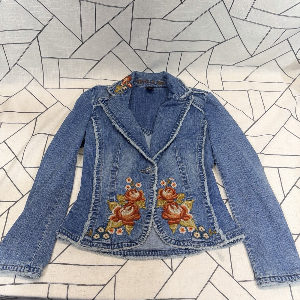 Vintage Kikit Jeans Denim Jacket with Embroidered Rose's Women's Size‎ Small - Picture 4 of 9